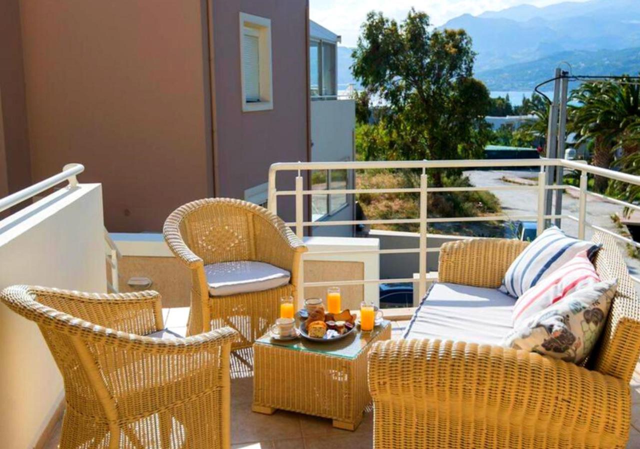 Villa Anna Maria Плакиас Екстериор снимка